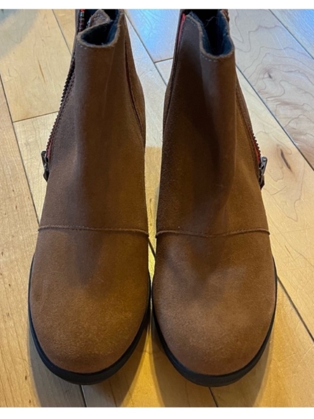 Sorel Joan of Arctic Wedge II Zip Tan and Red Booties size youth 5 or women's 37 - Picture 5 of 9